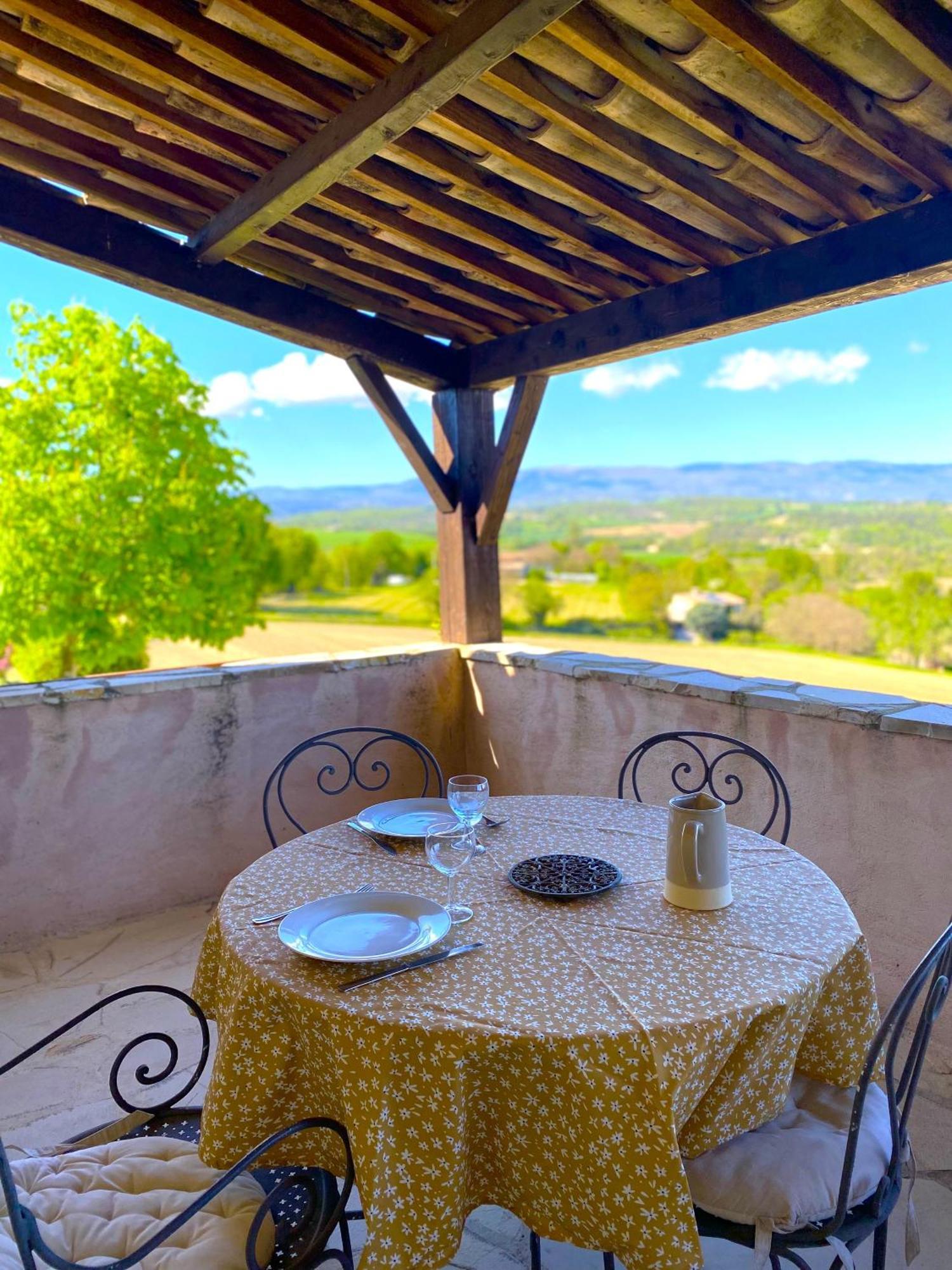 Villa La Magnanerie En Provence Niozelles Exterior foto